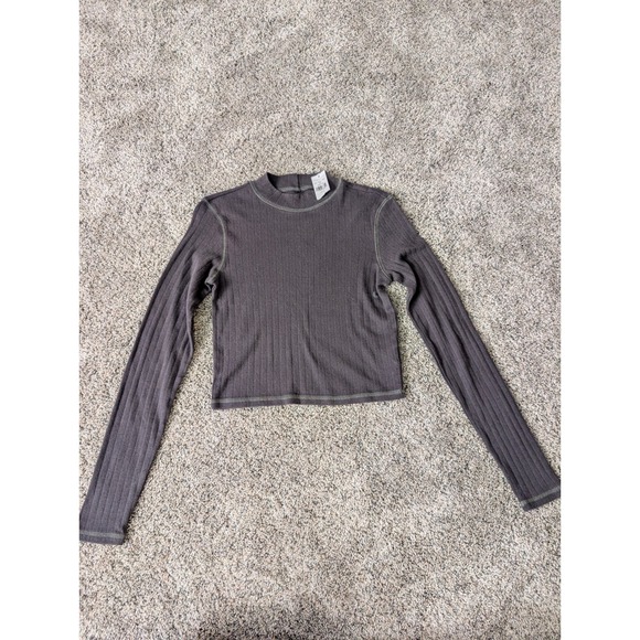 American Eagle Outfitters Tops - American Eagle Outfitters Gray Ribbed Crop Top